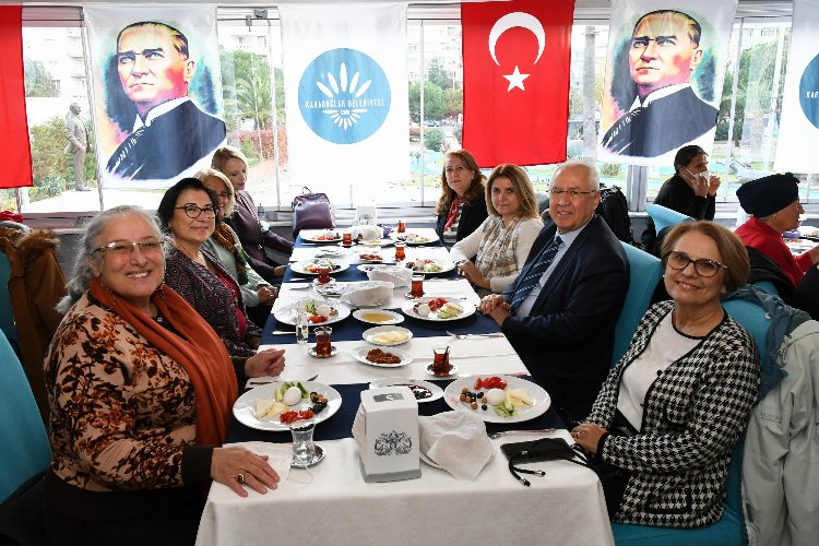 Türk kadınına seçme ve seçilme hakkı verilmesinin 87. yılı, Karabağlar’da