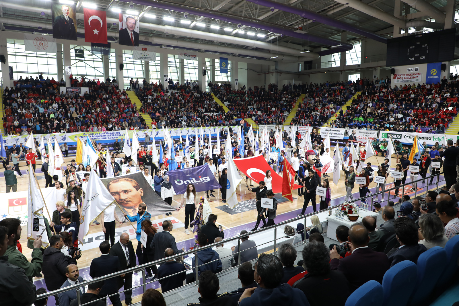 ÜNLG FNALLER AÇILI TÖREN YAPILDI            ÜNLG finalleri açl töreni