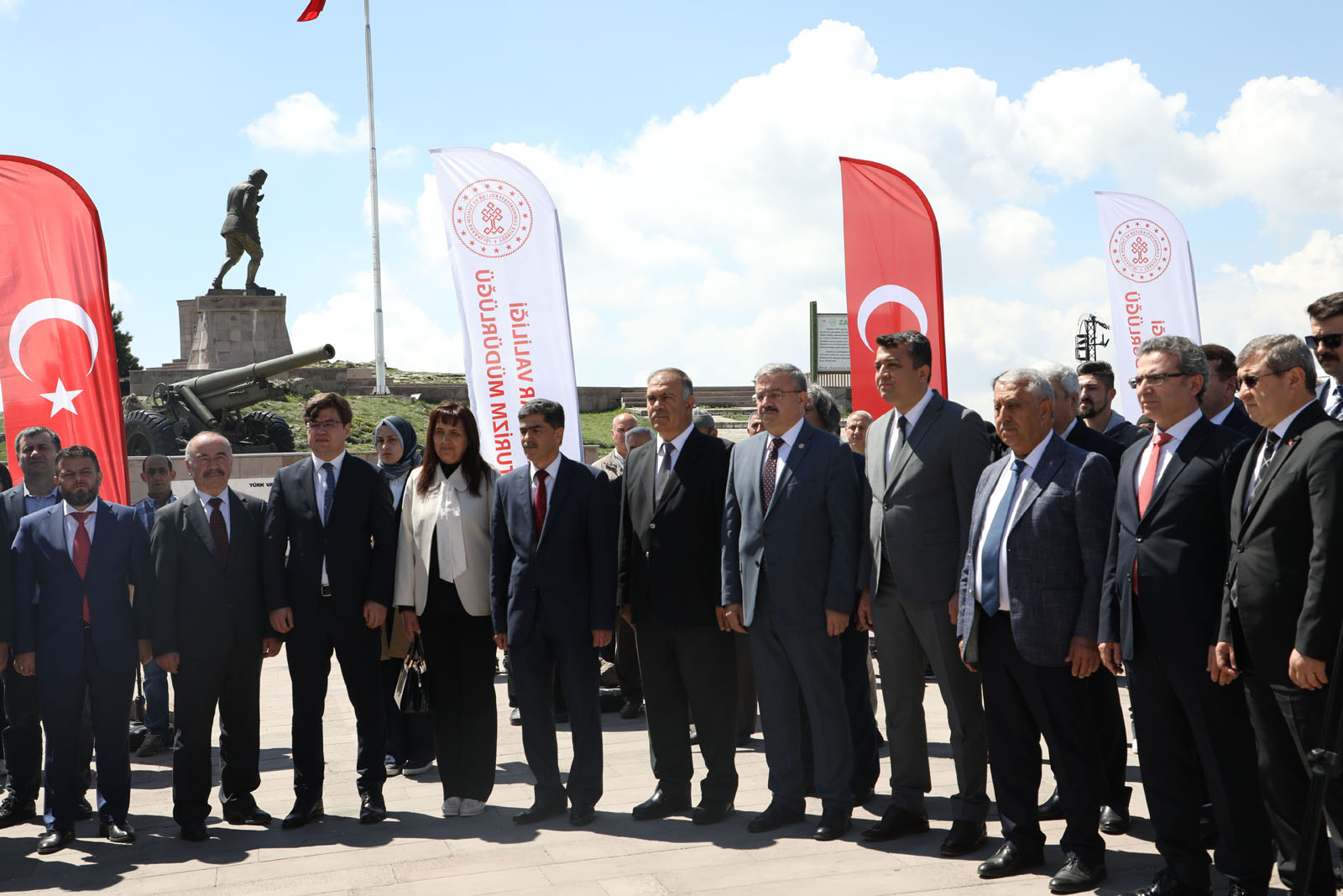 BÜYÜK TAARRUZ ULUSLARARASI KISA FLM FESTVAL BALADI          Kadim ehrimiz