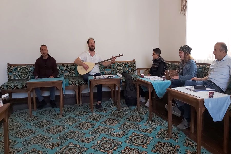 Sanatsal ve kültürel etkinliklerle gençlerimizin kendilerini her alanda geliştirmesini amaçlayan