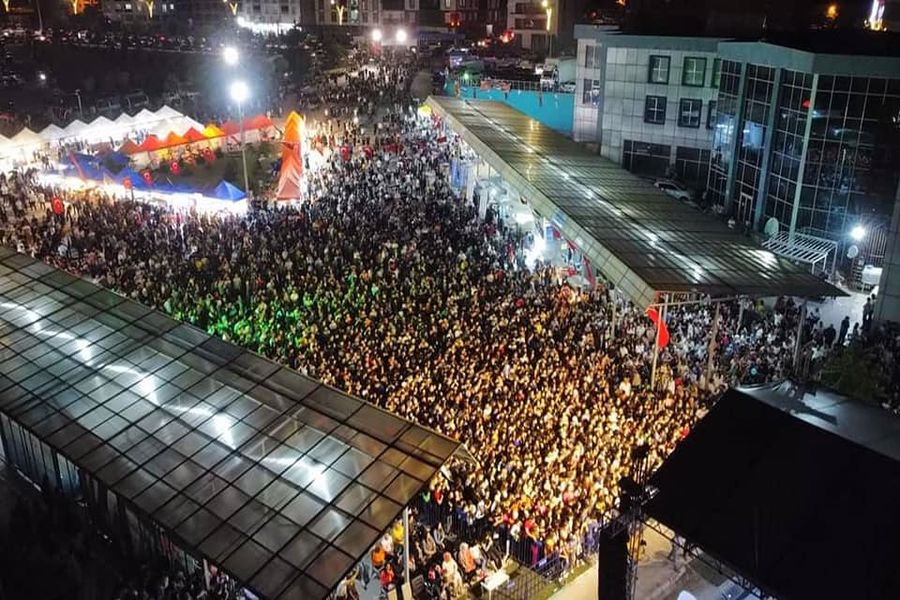 15. Gurbetçi Festivali’nin 6. günü Otogar Festival Alanı’nda gerçekleştirilen etkinlik