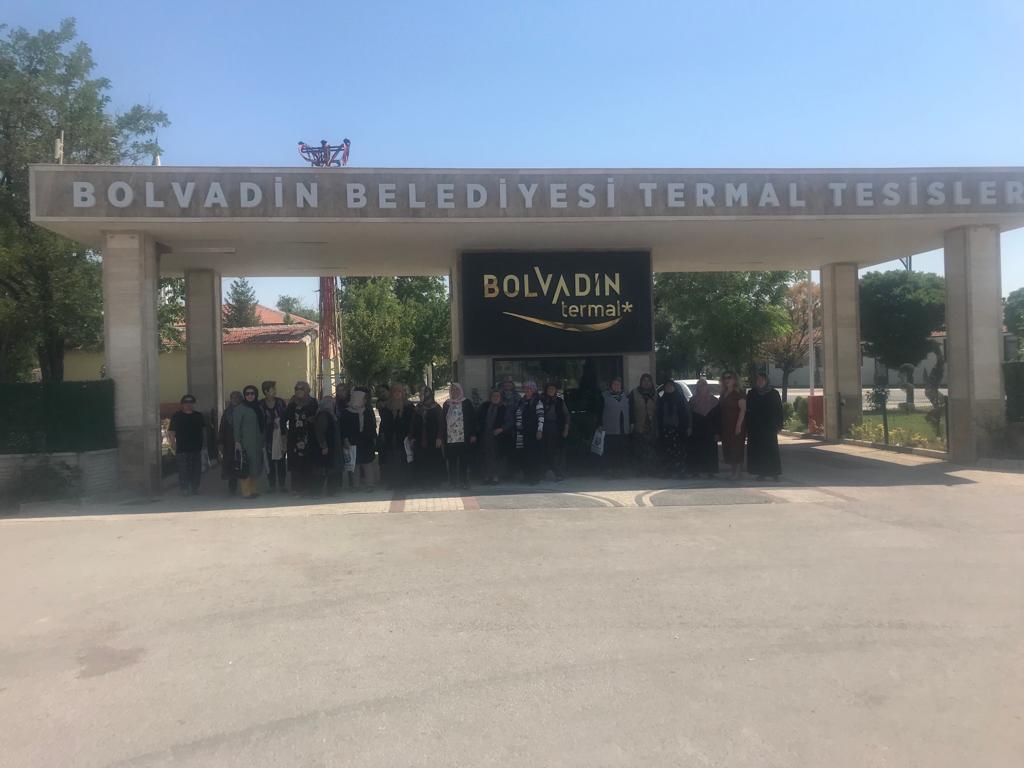 Ücretsiz kültür ve turizm gezileri kapsamında her pazar ilçemizin kadınlarıyla