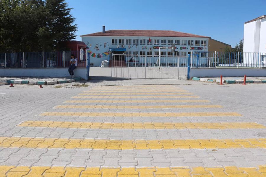 Anaokullarından liseye, öğrencilerimizin daha iyi fiziki koşullarda eğitim almaları için