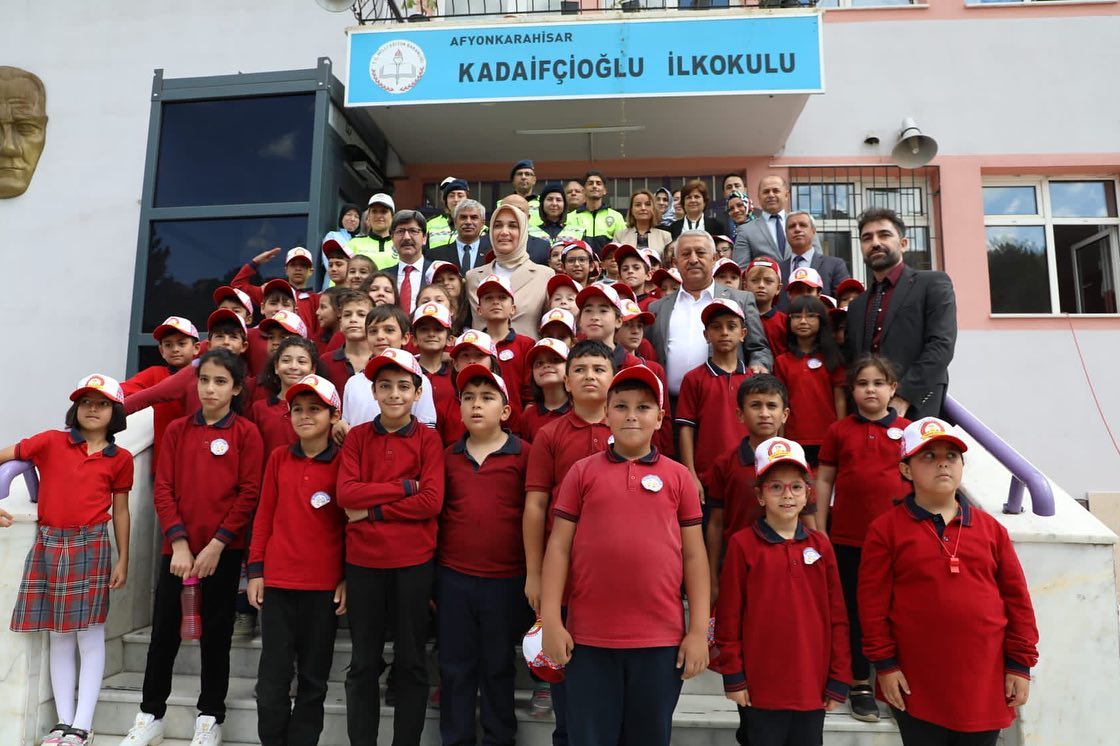 YAYA ÖNCEL ÇN ‘KIRMIZI’ ÇZG              çileri Bakanl öncülüünde balatlan