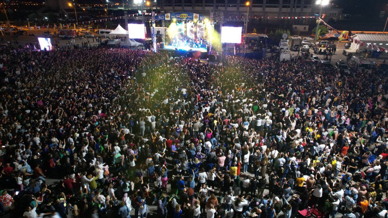 MOTOFEST COKUSU SÜRÜYOR        Spor, müzik ve elenceyi bir arada