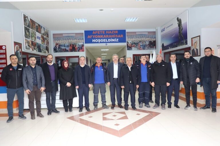 ZEYBEK BAŞKAN´DAN YENİ YIL ZİYARETLERİ