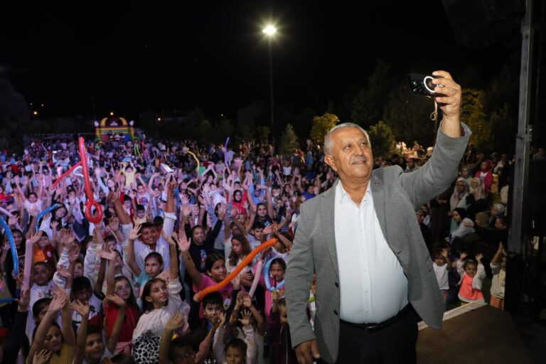 ÇOCUK ŞENLİĞİ COŞKUSU