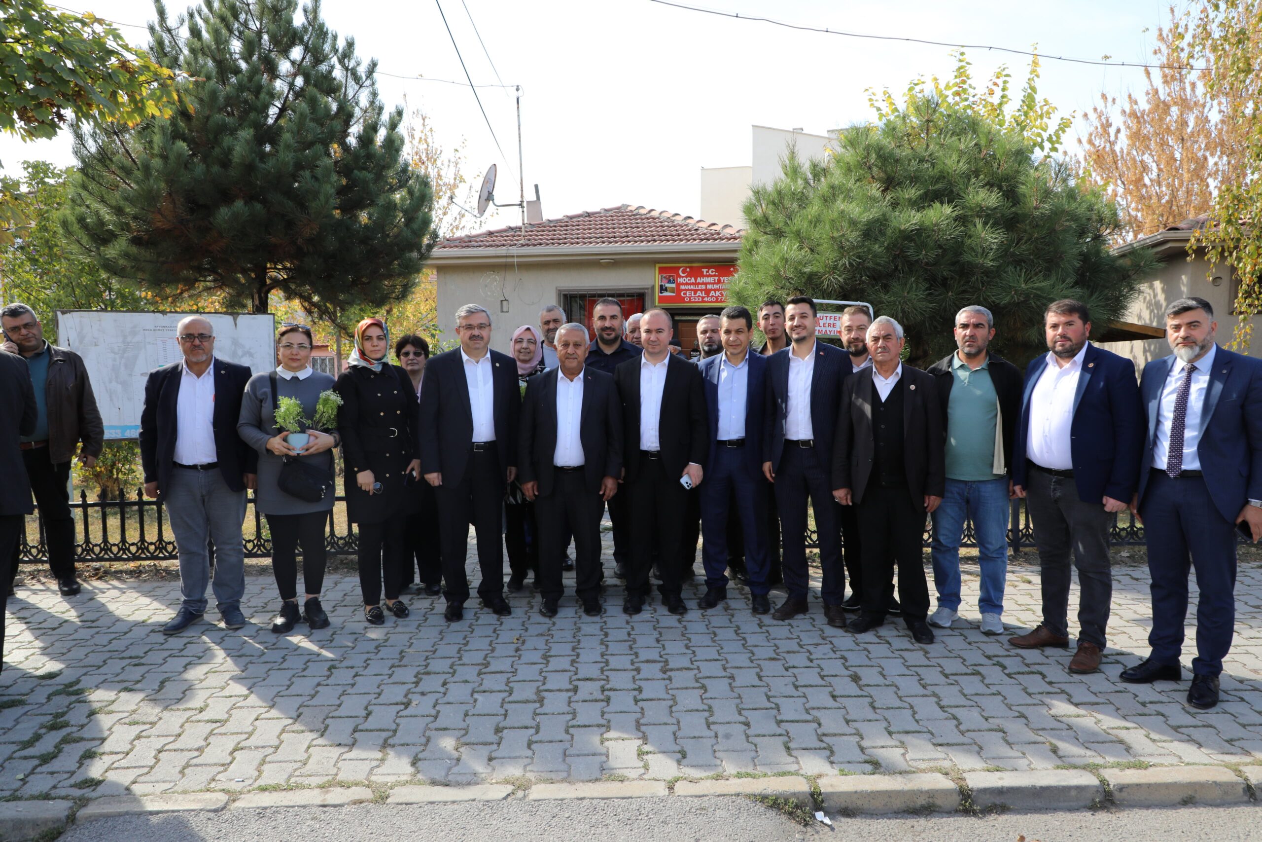 HOCA AHMET YESEVÝ MAHALLESÝ’NE ZÝYARET Belediye Baþkanýmýz Mehmet Zeybek mahalle
