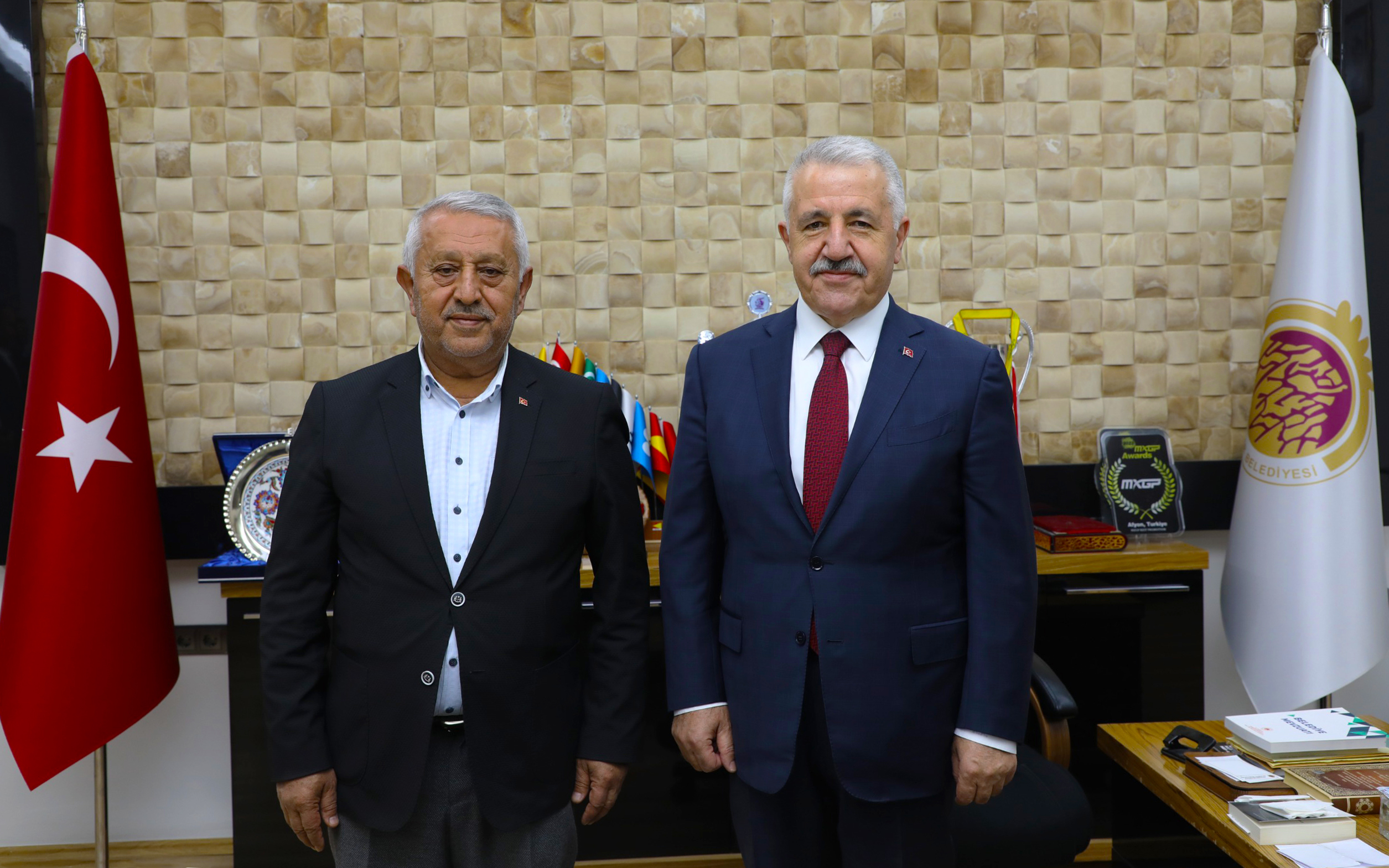 ARSLAN’DAN ZEYBEK BAÞKAN’A ZÝYARET             65. Hükümet Ulaþtýrma, Denizcilik ve