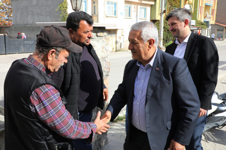 ZEYBEK BAŞKAN ATAKÖY MAHALLESİ’Nİ ZİYARET ETTİ