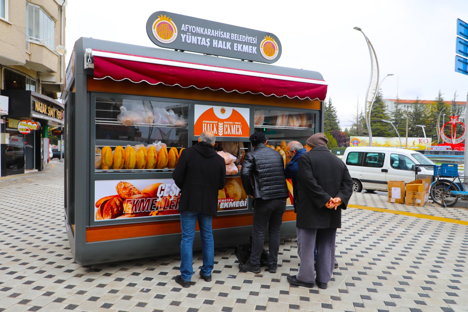 HALK EKMEK BÜFELERÝMÝZ HÝZMETE GÝRDÝ     Afyonkarahisar Belediyesi Halk