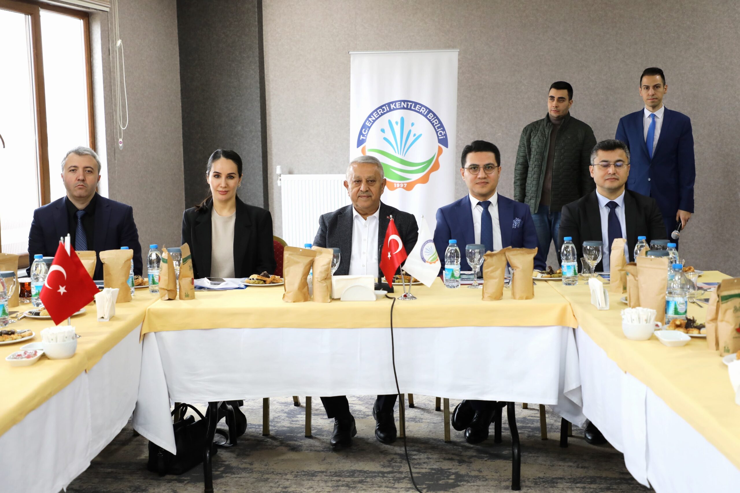 JEOTERMAL MERKEZ ISITMA SSTEMLER STARE TOPLANTISI          Jeotermal Merkezi Istma