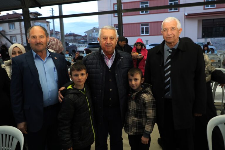 GÖNÜL SOFRAMIZ KARŞIYAKA MAHALLESİ´NE KURULDU