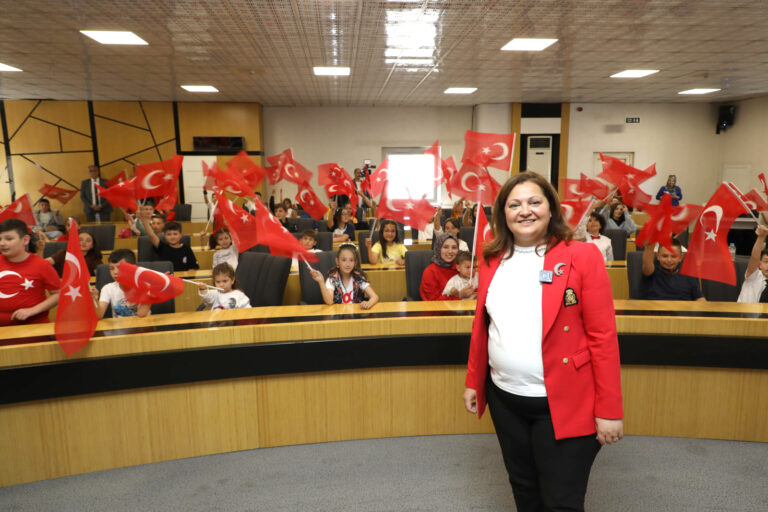 23 NİSAN ÇOCUK MECLİSİ TOPLANDI