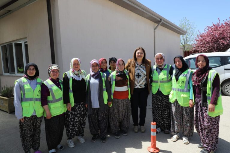 BAŞKANIMIZ BURCU KÖKSAL´DAN ZİYARETLER