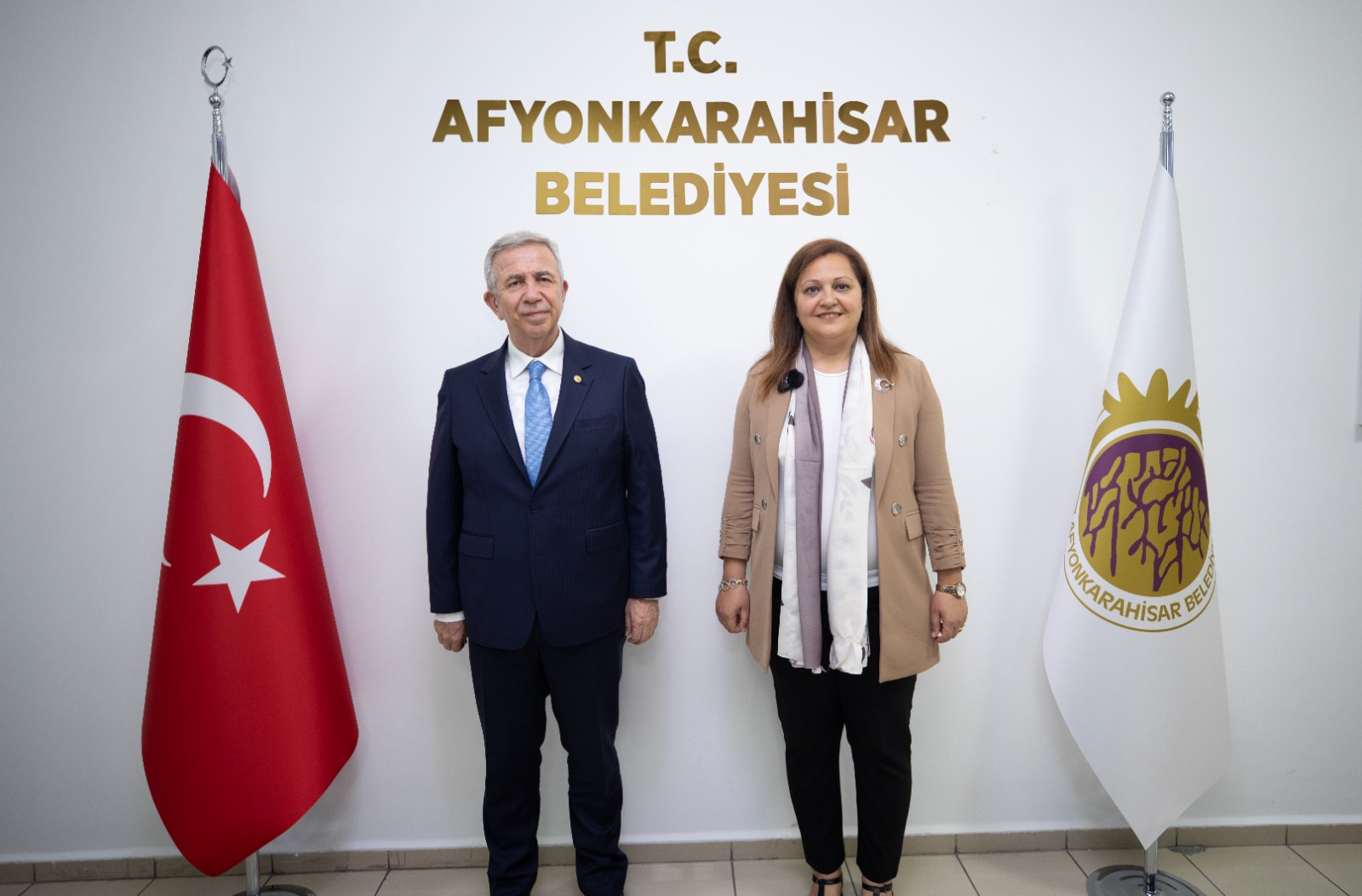 ANKARA BÜYÜKÞEHÝR BELEDÝYE BAÞKANI MANSUR YAVAÞ’TAN BELEDÝYEMÝZE ZÝYARET  ANKARA ÝLE