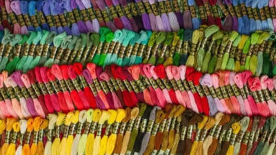 Nakış ipi, nakış işlerinde kullanılan, özel olarak tasarlanmış ince ipliklerdir.