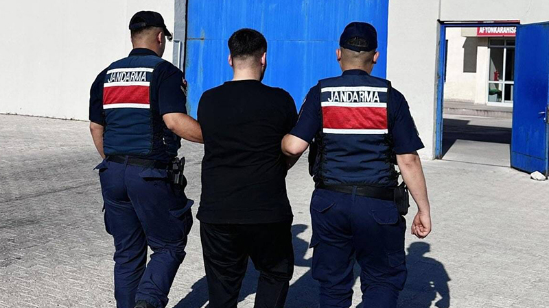 Afyonkarahisar'da Yakalanan Firari C.B., 14 Yıl 8 Ay Hapis Cezasıyla