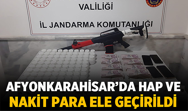 Afyonkarahisar’da Uyuşturucu Operasyonunda Hap ve Nakit Para Ele Geçirildi – Asayiş Afyonkarahisar İl Jandarma Komutanlığı, uyuşturucu madde ticaretiyle mücadele kapsamında önemli