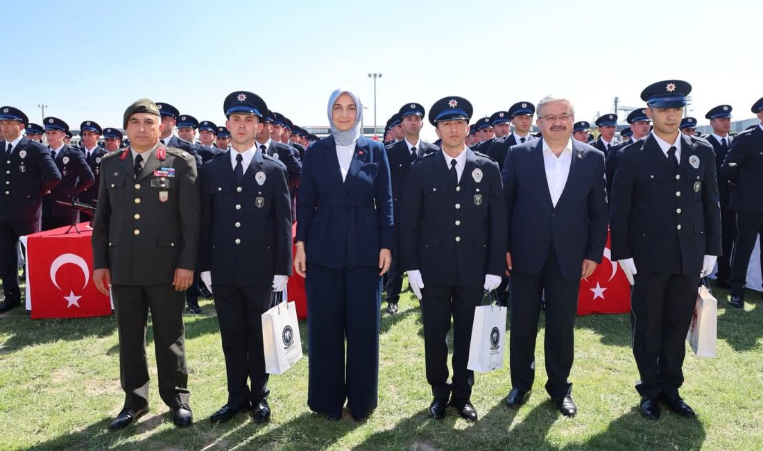 Afyon POMEM’de düzenlenen törenle 31. dönem polis adayları mezuniyet heyecanı