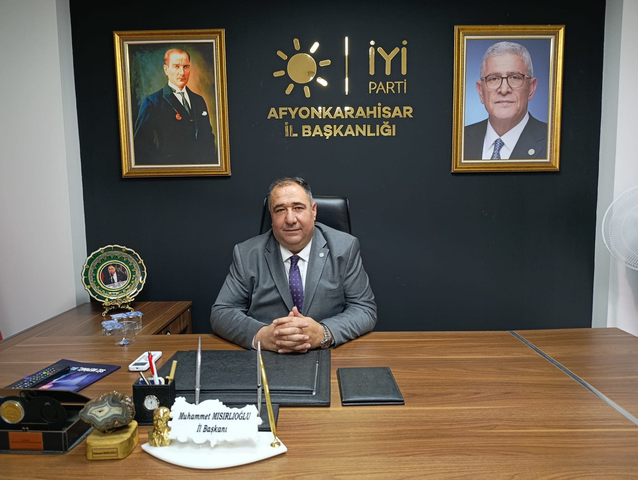 Başkan Mısırlıoğlu AKP Milletvekilleri, AKP’nin 14 Ağustos 2001’deki kuruluşunu bir