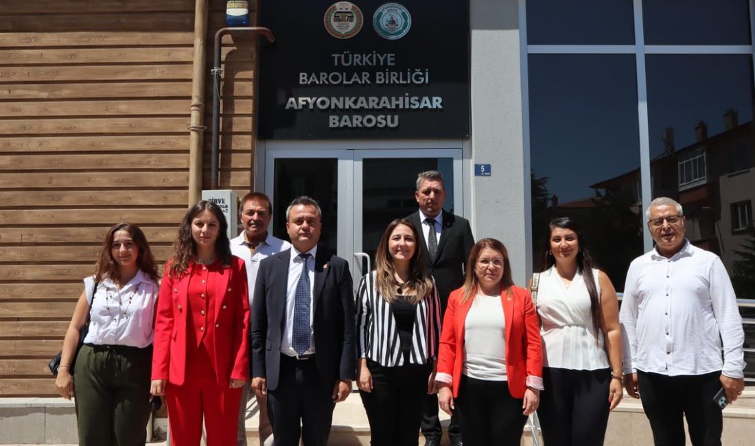 CHP’li vekillerin ziyaretinde, Afyonkarahisar Barosu’nun mevcut çalışmaları, karşılaştığı sorunlar ve