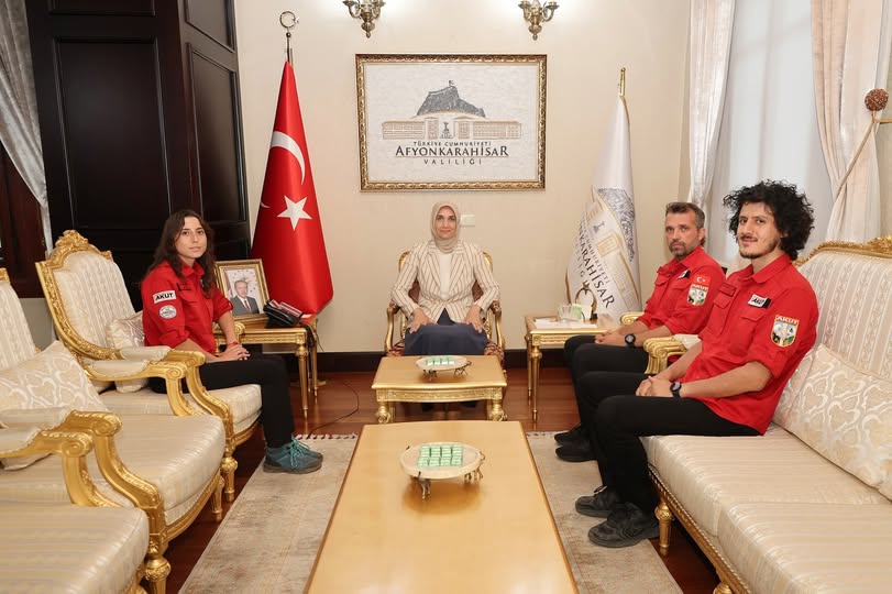 AKUT Afyonkarahisar Ekibi, arama kurtarma çalışmaları başta olmak üzere doğal