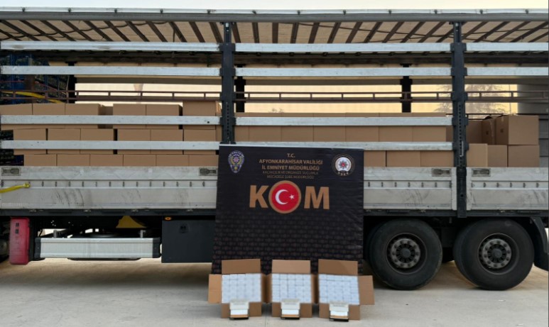 Afyonkarahisar İl Emniyet Müdürlüğü ekipleri tarafından Dinar ilçesinde gerçekleştirilen operasyonda,
