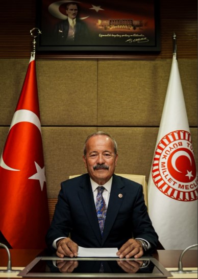 Milletvekili Mehmet Taytak, 30 Ağustos Zafer Bayramı ve Zafer Haftası dolayısıyla bir kutlama mesajı yayımladı. Milletvekili Taytak mesajında; “Türk milletinin bağımsızlık ve hürriyet iradesini tüm