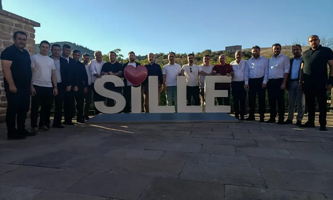 AK Parti Heyeti Konya’da Tarihi Sille Mahallesi’ni İnceledi AK Parti