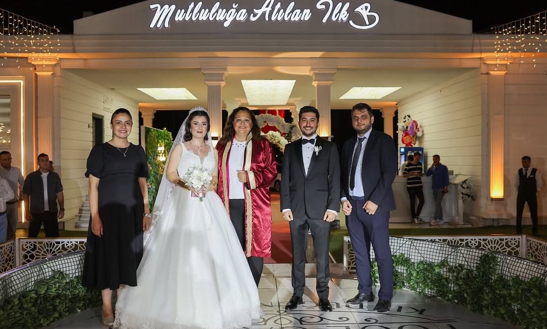 Fikriye Öz ve Armağan Akın Hayat Boyu Mutluluğa ‘Evet’ Dedi