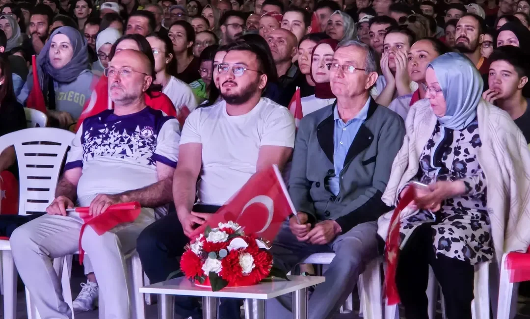 Afyonkarahisar‘da, AK Parti İl Başkanlığı tarafından organize edilen bir etkinlik