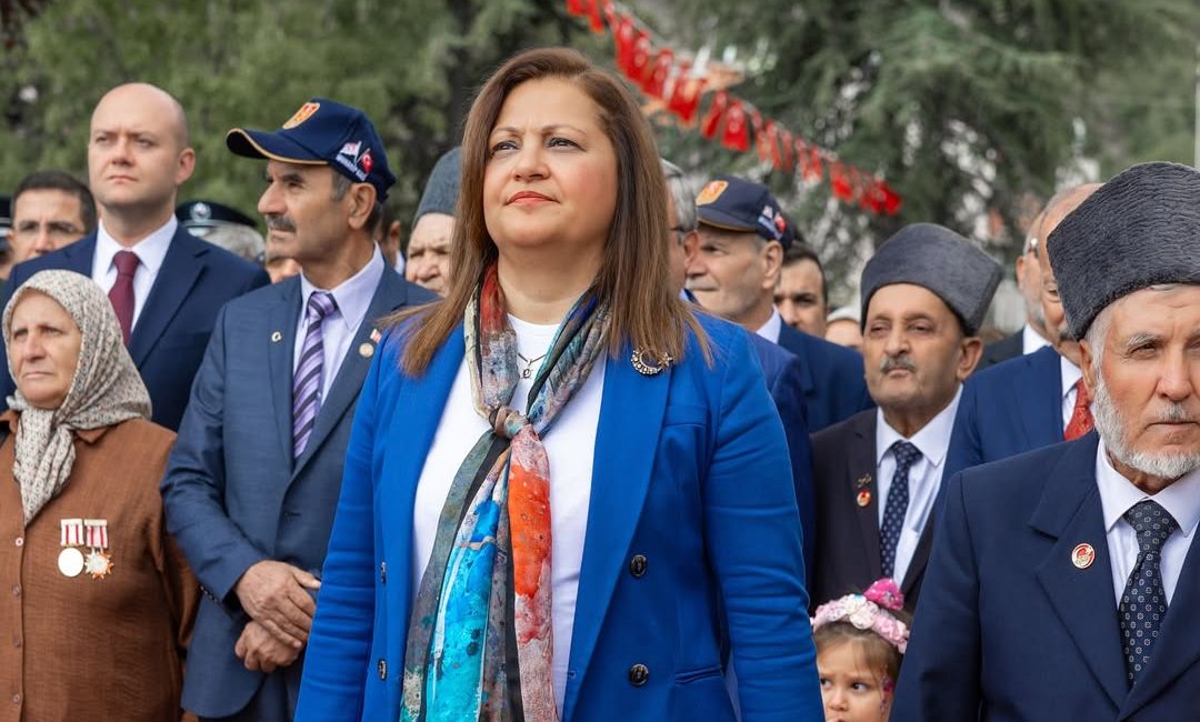 Gaziler Günü’nde Köksal’dan Saygı Duruşu 19 Eylül Gaziler Günü dolayısıyla