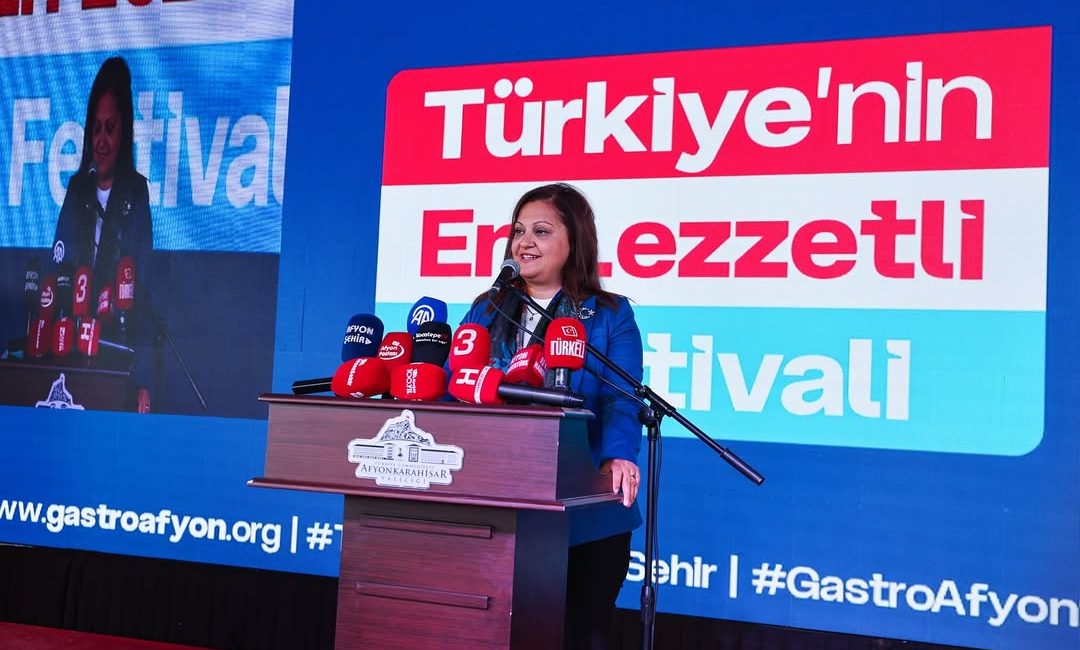 Afyonkarahisar Lezzet Şöleni Başladı Afyonkarahisar’da Uluslararası GastroAfyon Lezzet Festivali açılışı
