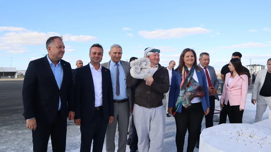 Afyonkarahisar’da Sanat Rüzgarı Esti Afyonkarahisar, kültür ve sanat şehri olma