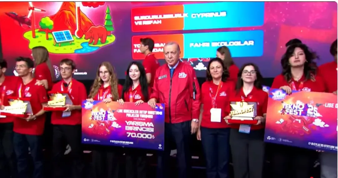 Kutup Araştırmalarında Büyük Başarı Afyonkarahisar Dumlupınar Bilim ve Sanat Merkezi