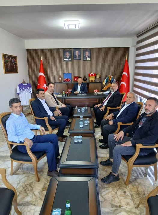MHP Afyonkarahisar İl Başkanı Kahveci, Dazkırı İlçe Teşkilatını Ziyaret Etti