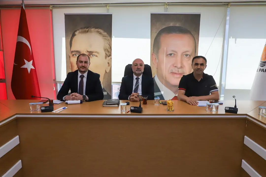 AK Parti Afyonkarahisar İl Başkanlığı İlçe Başkanları Toplantısı Gerçekleşti