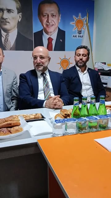 AK Parti Afyonkarahisar İl Başkanlığı’ndan Çay İlçe Buluşması AK Parti