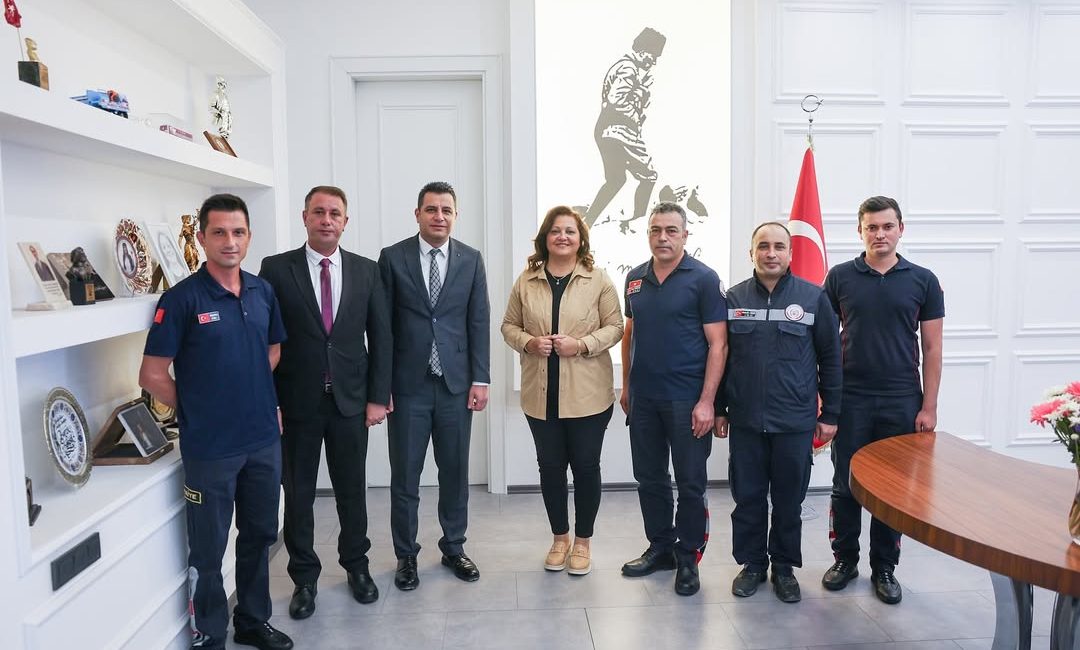 İtfaiye Haftası Kutlandı İtfaiye Haftası kapsamında, şehrimizin kahraman itfaiyecileri ağırlanarak