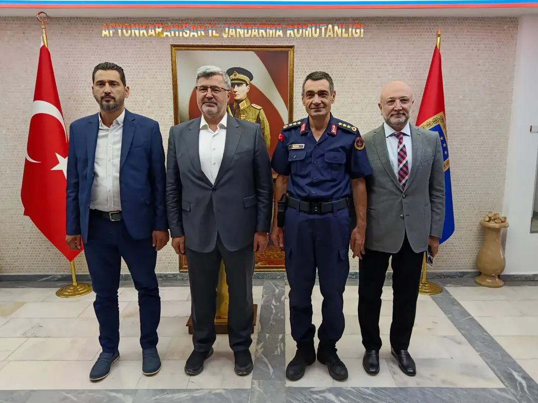 AK Parti Afyonkarahisar İl Başkanı Şahin, İl Jandarma Komutanı'nı Ziyaret Etti