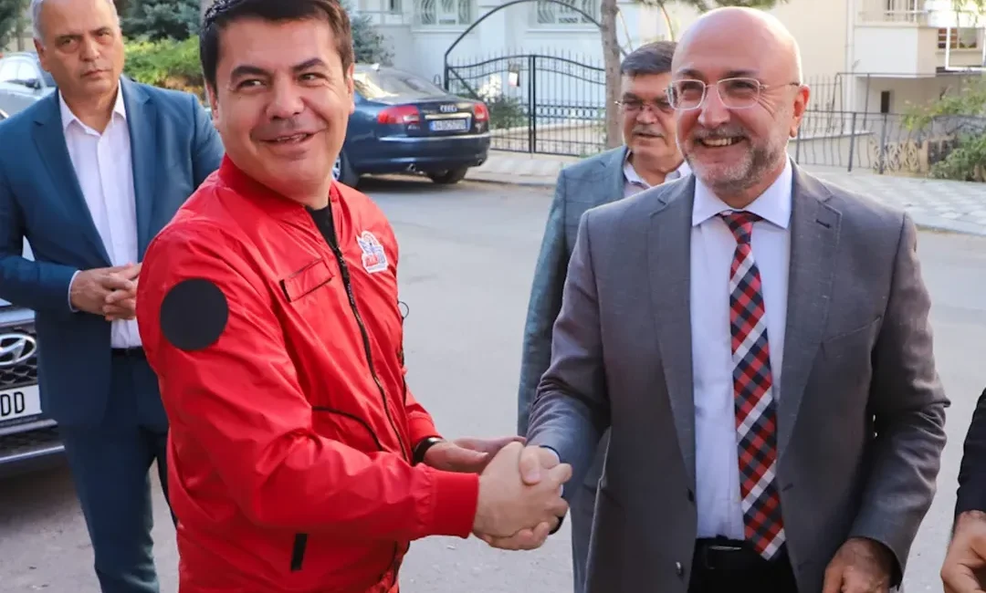 TEKNOFEST 2025’te Afyonkarahisar’ı Temsil Eden Öğrenciler Ödüllendirildi Afyonkarahisar’ı TEKNOFEST 2025’te