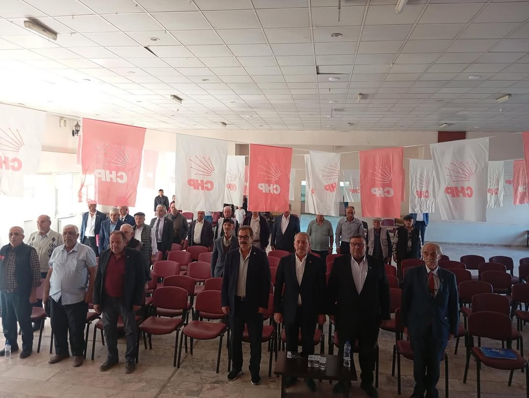 CHP Afyonkarahisar Hocalar'da Kongre: Ali İhsan Akın Yeniden İlçe Başkanı Seçildi