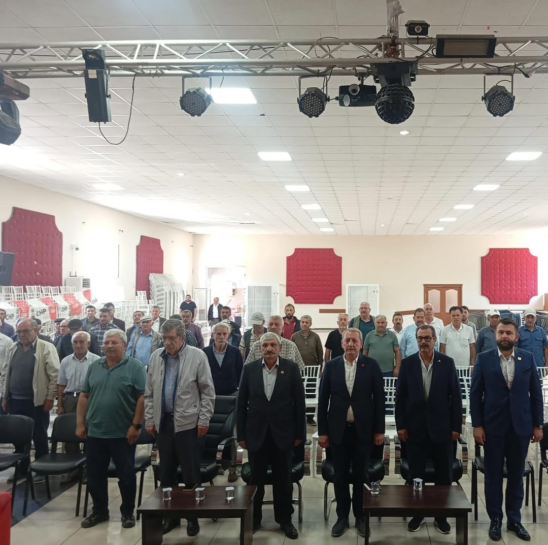 CHP Afyonkarahisar'da İl Yönetim Kurulu Kongresi: Ahmet Demir Yeniden Başkan Seçildi