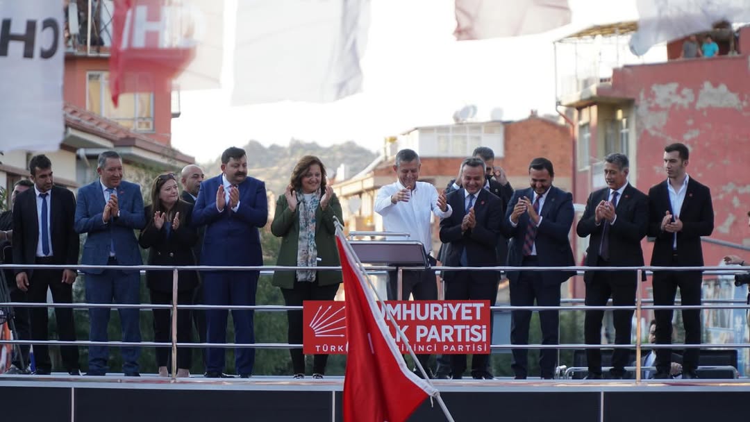 CHP Afyonkarahisar İl Başkanlığı Adaletsizliğe Karşı Miting Düzenledi Afyonkarahisar’da gerçekleştirilen