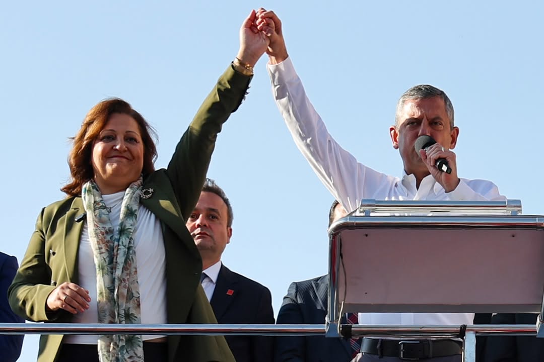 Özgür Özel Afyonkarahisar'da Demokrasi ve Gelecek Vaatleri