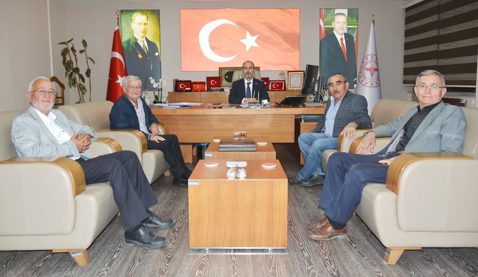 AK Parti’den Yeni Sağlık Müdürüne Ziyaret Afyonkarahisar Sağlık Müdürü Dr.