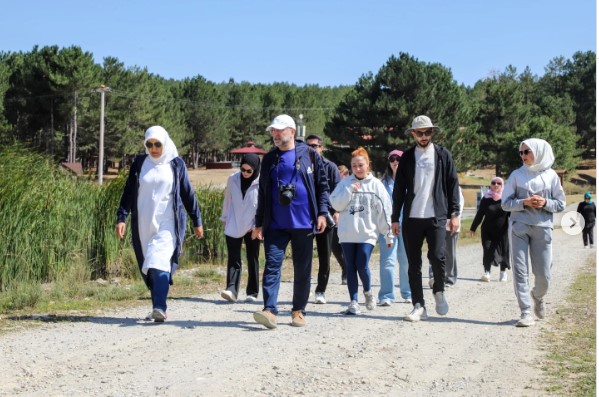 AK GENÇLERDEN DOĞA ODAKLI ETKİNLİKAK Parti Afyonkarahisar İl Gençlik Kolları