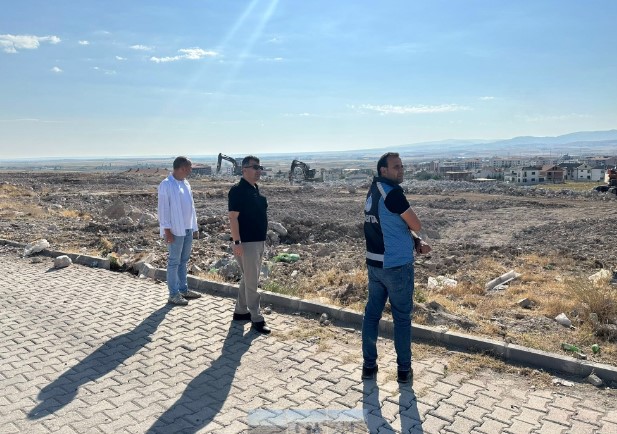 Emirdağ’da 3. Etap TOKİ Konutları İçin İlk Kazma Vuruldu Emirdağ’da 3. Etap TOKİ Konutları İçin İlk Kazma Vuruldu Emirdağ,
