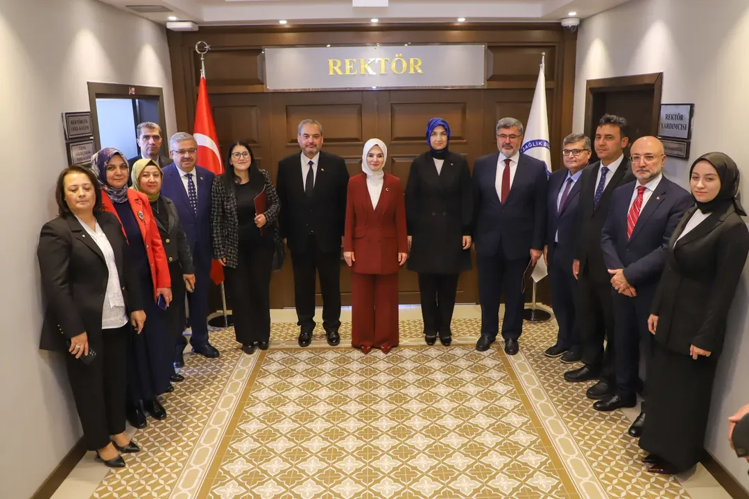 Afyonkarahisar’da Eğitim ve Sağlık Gündemi Aile ve Sosyal Hizmetler Bakanı